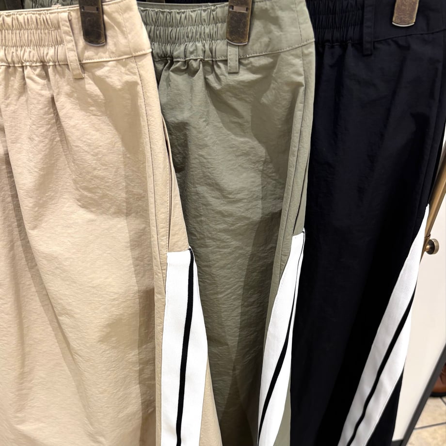 69897825d37d85a264d8231b