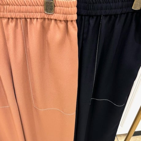 【Brahmin／ブラーミン】ステッチシルエットパンツ