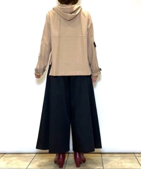 【Brahmin／ブラーミン】サテンフレアパンツ