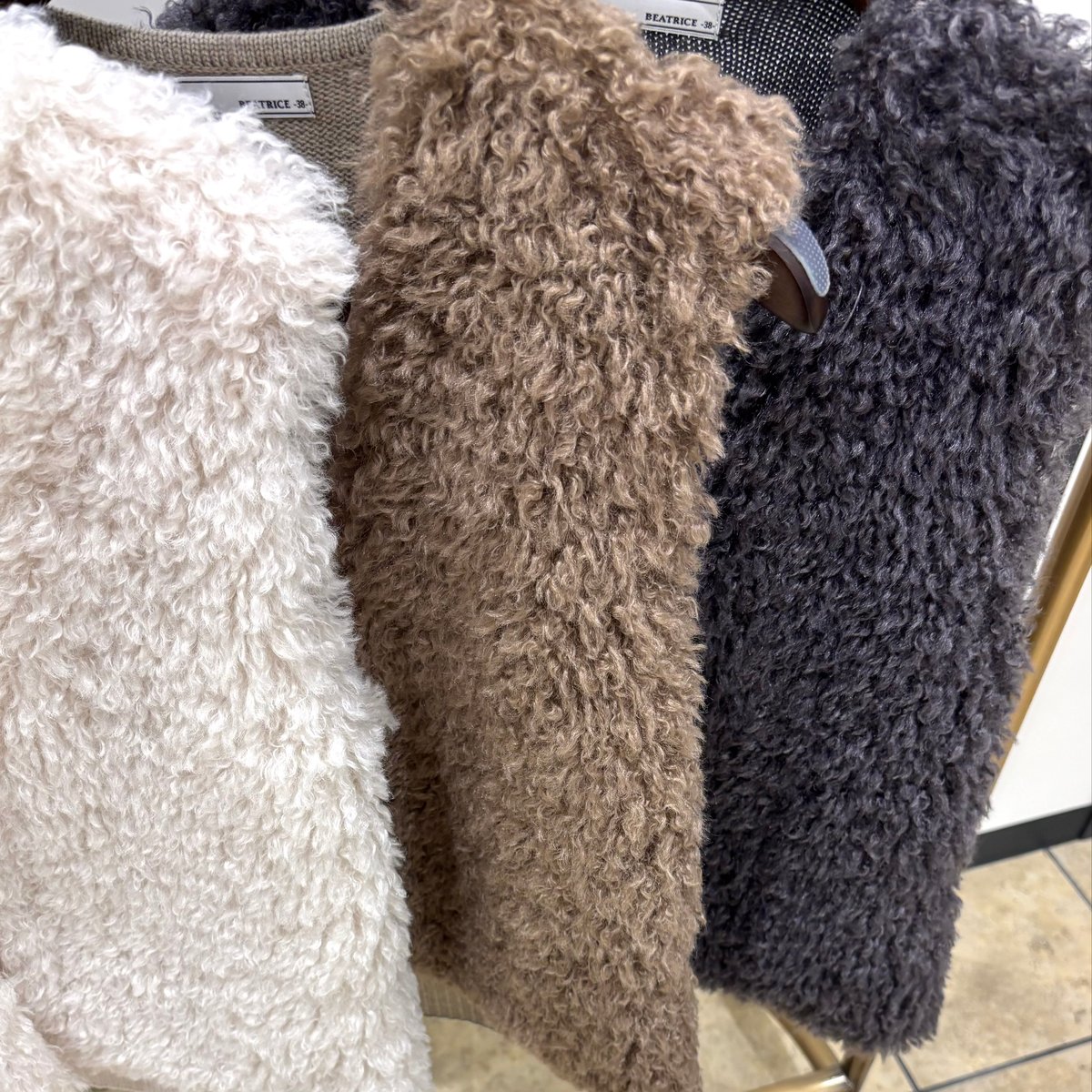 BEATRICE／ベアトリス】ドッキングエコファーベスト | Aimant-エマン