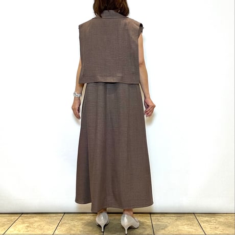 【TULUMB／トゥルム】リネンライクツイルクロップドジレ