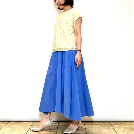 【Srieee／シュリ】アシンメトリーフレアスカート