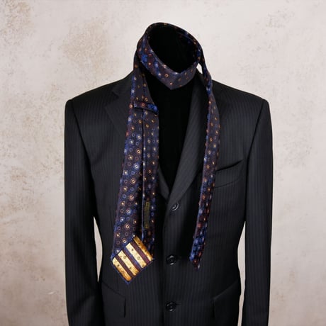 TIE YOUR TIE×西陣岡本　セッテピエゲ　正倉院紋様 黒漆 D 濃紺 / Shosoin Black lacquer D