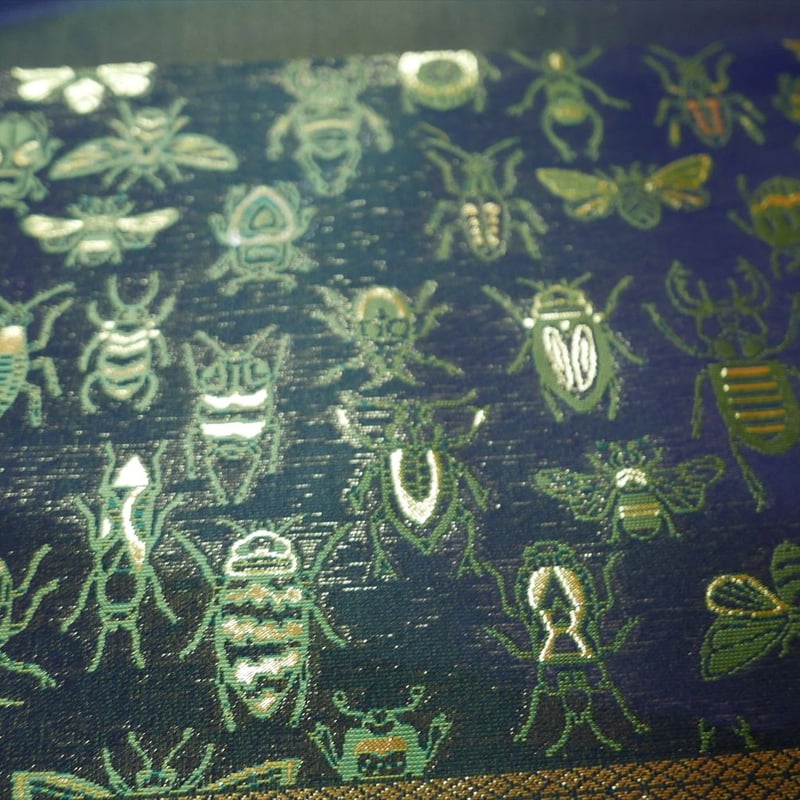 西陣織 金襴 絹織物 虫紋様4 約一尺 | 西陣岡本