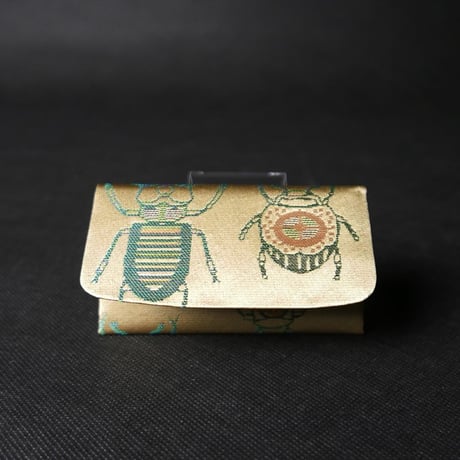 西陣織　虫紋様　名刺入れ　白茶地
