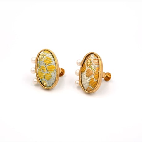 〈尊 MICOTO〉 イヤリング11　OVAL　ミモザ紋様