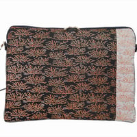 SUI Plus Bags　しかくバッグ（13インチPCバッグ）　No.19　珊瑚紋様　一点物