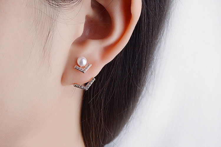 パール付きスタッドピアス COACH ピアス シグネチャー クリスタル パール スタッド