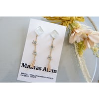 水色×フラワーのロングピアス