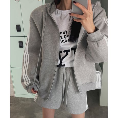 セットアップ 上下セット スウェット サイドライン ジップアップ パーカー ショートパンツ ジャージ ルーズ レトロ 大人可愛い ガーリー カジュアル DTCA-769928787694