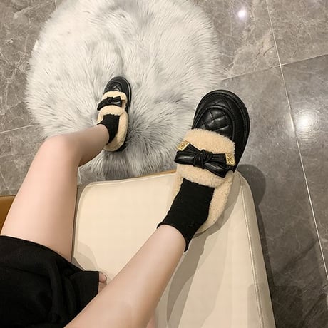 ファーシューズ リボン 22.5～25.0cm ローファー フラット フェイクファー もこもこ 歩きやすい おしゃれ 疲れない ガーリー DTC-661269724427