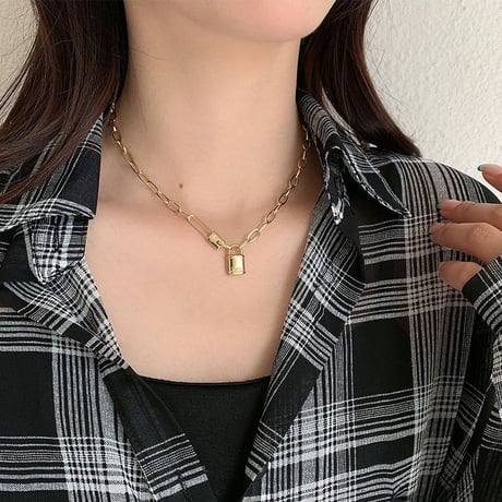ネックレス 南京錠 安全ピン Love チョーカー 金属アレルギー対応 ペンダント アクセサリー チタンスチール316L K14メッキ シンプル ジュエリー DTC-645262984111