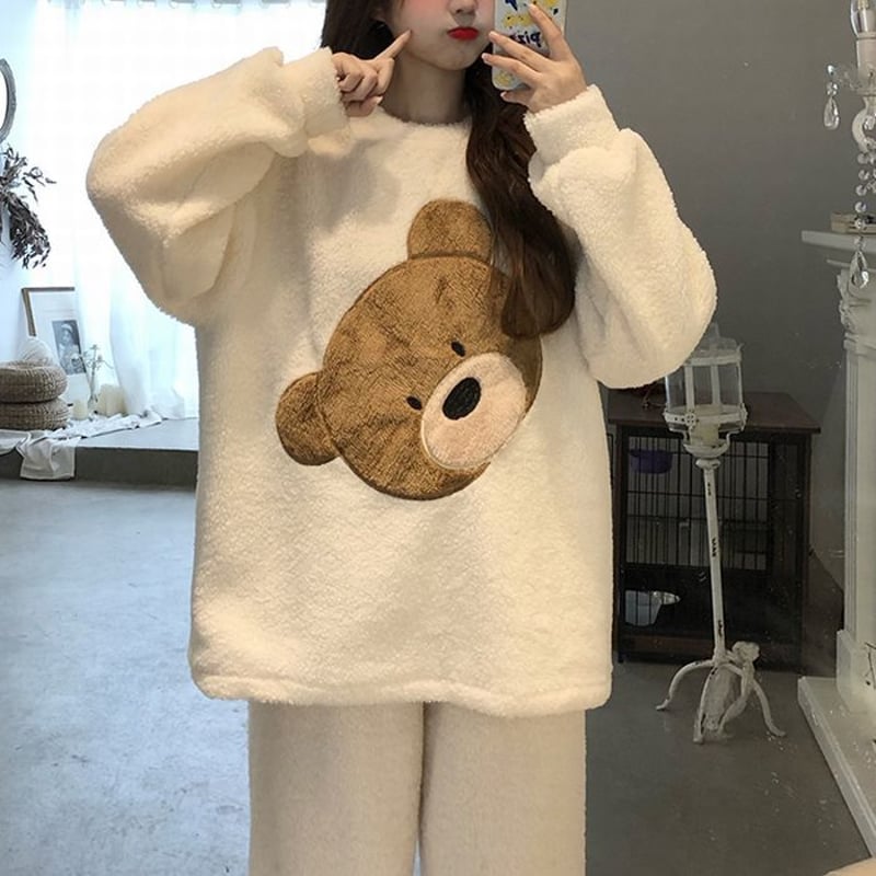韓国♡ふわふわ　くまちゃん　セットアップ　ルームウェア　パジャマ ふわもこ 韓国♡ふわふわ くまちゃん セットアップ ルームウェア パジャマ