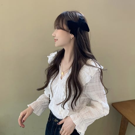 フリル ブラウス 韓国ファッション レディース トランペットスリーブ Vネック 長袖 ルーズ 大人可愛い ガーリー フェミニン DTC-626956005997