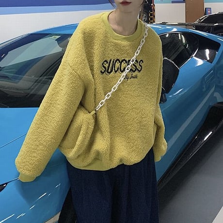 ミニポーチ付き ボアトレーナー ロゴ もこもこ トレーナー ボア 暖かい 長袖 ゆったり レトロ 韓国ファッション レディース 大人可愛い ガーリー カジュアル DTC-657350232511