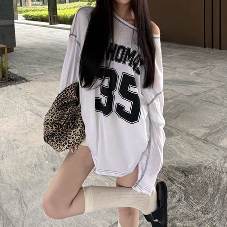 Tシャツ 長袖 ナンバリング レタープリント ロンT ワンショルダー オーバーサイズ トップス ルーズ レトロ 韓国ファッション レディース 大人可愛い ガーリー DTCA-861844447756