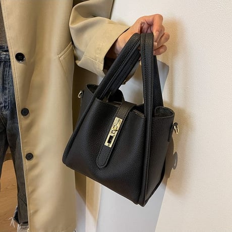 2wayバッグ ショルダーバッグ ハンドバッグ ミニバッグ PUレザー 肩掛け 斜め掛け スクエアバッグ バッグ シンプル 鞄 レトロ 韓国ファッション レディース DTCA-743866711201