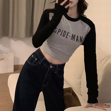 クロップド丈 Tシャツ 長袖 ロンT 英字プリント トップス レトロ 韓国ファッション レディース 大人可愛い ガーリー カジュアル ストリート系ファッション DTC-667747855650