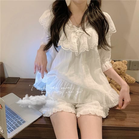 ルームウェア トップス ＋ ショートパンツ パジャマ Vネック フリル レース セットアップ 韓国ファッション レディース 上下セット 部屋着 ガーリー フェミニン DTC-619579110137