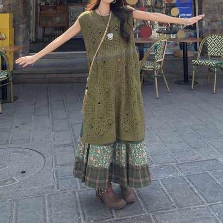 2点セット エスニックスタイル ロングニットベスト サマーニット 花柄 チェック柄 ロングスカート レイヤード レトロ 大人可愛い ガーリー DTC-782922339841