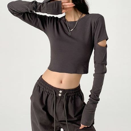カットアウト Tシャツ クロップド丈 クルーネック ロンT トップス ショート丈 スリムフィット シンプル 長袖 ルーズ レトロ 大人可愛い ガーリー カジュアル DTCA-740310634830
