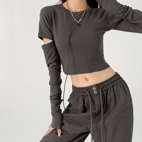 カットアウト Tシャツ クロップド丈 クルーネック ロンT トップス ショート丈 スリムフィット シンプル 長袖 ルーズ レトロ 大人可愛い ガーリー カジュアル DTCA-740310634830