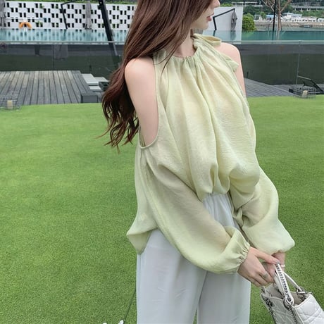 オープンショルダー ブラウス パフ袖 シフォン 透け感 肩出し 肩開き 長袖 韓国ファッション レディース トップス 大人可愛い ガーリー フェミニン DTC-647608938297