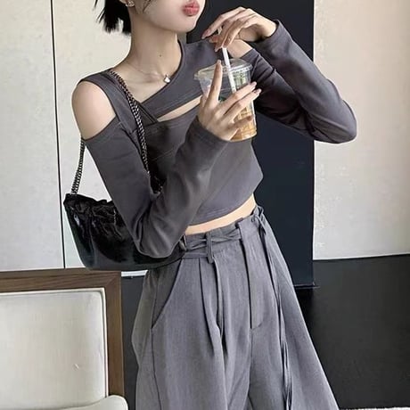 ロンT ショルダーオープン カットデザイン ショート丈 トップス 肌見せ カットソー tシャツ 無地 プルオーバー 長袖 レトロ 大人可愛い ガーリー DTCA-762797694809