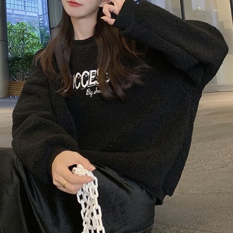 ミニポーチ付き ボアトレーナー ロゴ もこもこ トレーナー ボア 暖かい 長袖 ゆったり レトロ 韓国ファッション レディース 大人可愛い ガーリー カジュアル DTC-657350232511