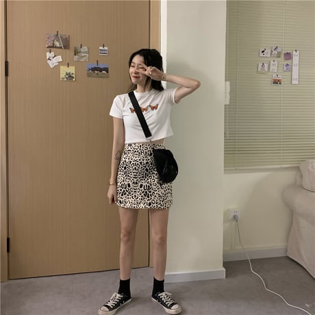 バタフライ Tシャツ 半袖 ショート丈 ホワイト 韓国ファッション レディース 蝶 白 かわいい ガーリー DTC-615764921313_wt