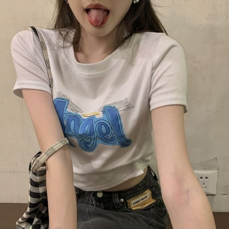【2カラー】 Tシャツ 半袖 クロップド丈 天使の羽 Angel 大人可愛い ガーリー 韓国ファッション レディース カジュアル 韓国ストリートファッション DTC-666640912310