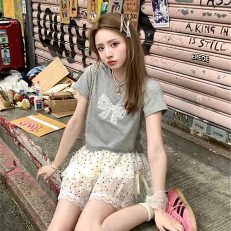 Tシャツ 刺繍リボン ショート丈 半袖 スリムフィット クルーネック シンプル レトロ 大人可愛い ガーリー カジュアル フェミニン DTCA-798676186291