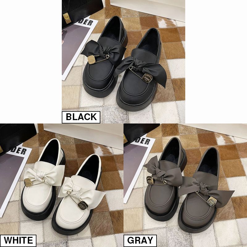 ほぼ未使用美品❣️ヌメロヴェントゥーノ ビジュー 厚底 ローファー ラバーソール ほぼ未使用美品❣️ヌメロヴェントゥーノ ビジュー 厚底