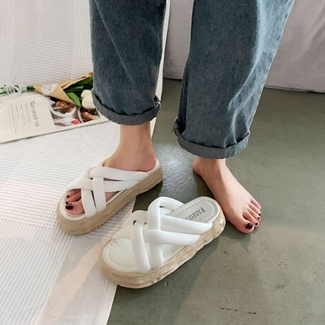 クロスベルト 厚底サンダル 22.5～25.0cm プラットフォーム 厚底 サンダル ビーチサンダル 美脚効果 脚長 トレンド 韓国ファッション レディース DTC-646643961256