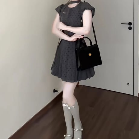 プリーツワンピース ドット柄 水玉 リボンタイ パフスリーブ Uネック Aライン ハイウエスト ミニワンピース レトロ 大人可愛い ガーリー DTCA-913662271802