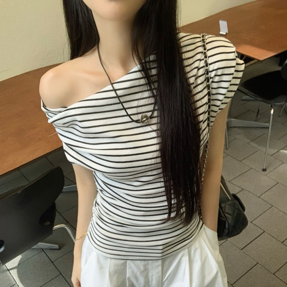 68a4893d43b44a000147d42a