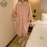 【ルームウェア】 パジャマ ナイトガウン ボア フリース 長袖 いちごパッチ ピンク 韓国ファッション レディース スモールラペル ガーリー 629119066976