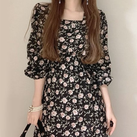 花柄ワンピース 長袖 スクエアネック 薄い ロングワンピース ハイウエスト 韓国ファッション レディース 花柄 ワンピース 大人可愛い ガーリー フェミニン DTC-637711568791