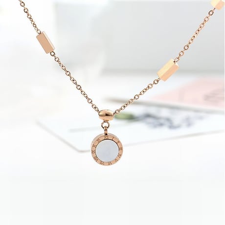 ネックレス レディース ローマ数字 ピンクゴールド シェル 金属アレルギー対応 チタン ステンレス シンプル ペンダント 人気 ジュエリー (DTC-571599592097)