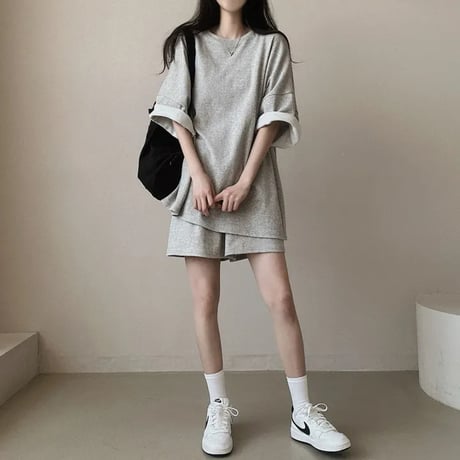 セットアップ 2点セット tシャツ ショートパンツ オーバーサイズ クルーネック 無地 ルームウェア レトロ 大人可愛い ガーリー カジュアル DTCA-839400393323