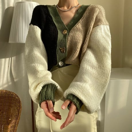 バイカラー ニットカーディガン クロップド丈 Vネック 長袖 ニット ショート丈 ゆったり レトロ 韓国ファッション レディース 大人可愛い ガーリー DTC-652242972913