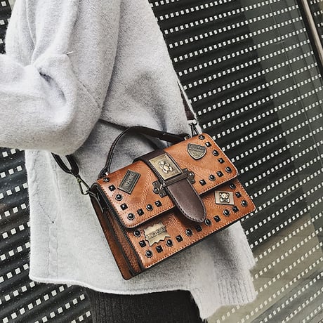 2wayバッグ スクエアバッグ ミニバッグ スタッズ クマのプレート ショルダーバッグ ハンドバッグ ショルダーストラップ レトロ 韓国ファッション レディース DTC-579560992132