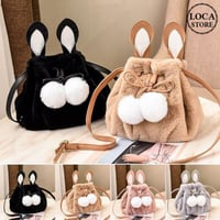 耳付き ファーバッグ ふわふわ もこもこ 巾着バッグ 肩掛け ショルダーバッグ ファーボンボン レディース バッグ (DCT-582166989683)