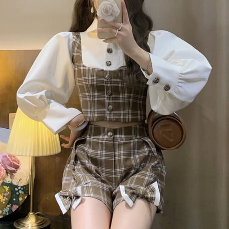 セットアップ チェック柄 フェイクレイヤードトップス ショートパンツ バルーンスリーブ ボタン リボン レトロ 韓国ファッション レディース 大人可愛い ガーリー DTC-682982915477