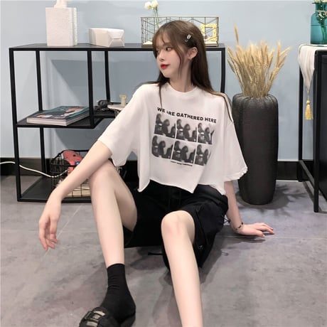 クロップドTシャツ 半袖 グラフィティプリント クロップド丈 ラウンドネック 韓国ファッション レディース Tシャツ ショート丈 ガーリー ストリートファッションDTC-637991888716