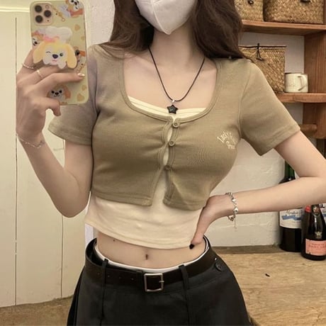 【2カラー】 フェイクレイヤード Tシャツ ショート丈 ロゴ 半袖 レトロ 韓国ファッション レディース 大人可愛い ガーリー DTC-769920832386