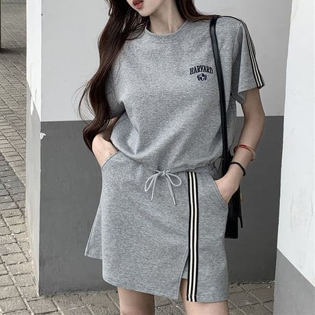 セットアップ サイドライン Tシャツ ロゴ 刺繍 ミニスカート スリット ウエストゴム 半袖 スポーツミックス 韓国ファッション レディース 大人可愛い ガーリー DTC-781969403022