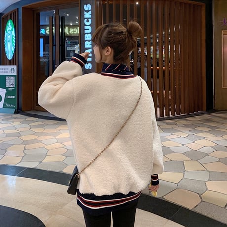 【2カラー】 レイヤード風 シャツ付 ニット セーター 韓国ファッション レディース 刺繍 ステッチ Vネック 長袖 DTC-606238213626
