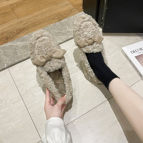 ファーシューズ ボアシューズ 22.5～25.0cm モカシン ファー フェイクファー 防寒 暖かい もこもこ 靴 かわいい 韓国ファッション レディース DTC-657432356022