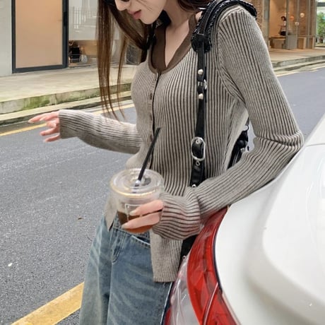 フェイクレイヤード ニット トップス ホルターネック 前ボタン リブニット 配色 スリムフィット 長袖 レトロ 大人可愛い ガーリー DTCA-756917969617